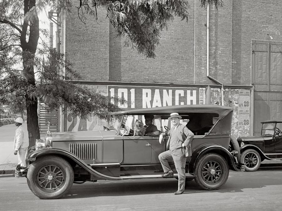  Cadillac Series 314 Custom Phaeton (1155) 1926 года  (фото 2 из 29)